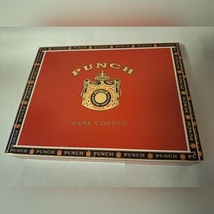 Cigar box